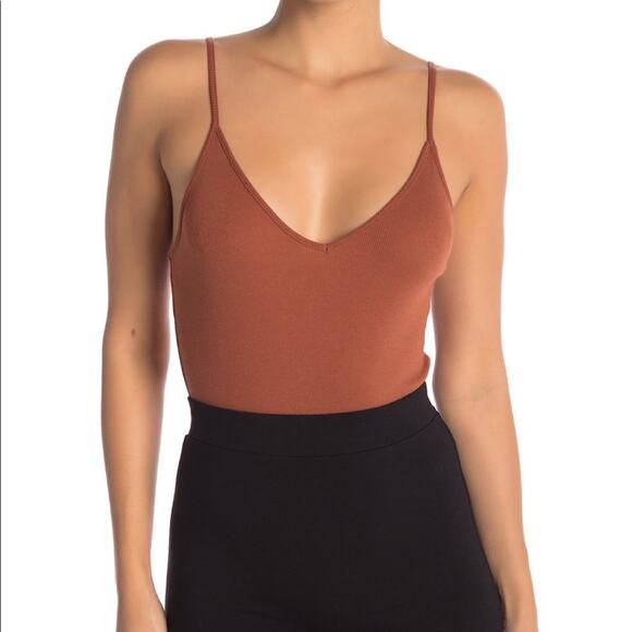 Nordstrom bp. V-Neck Ribbed Thong Bodysuit Size Large - Picture 1 of 10